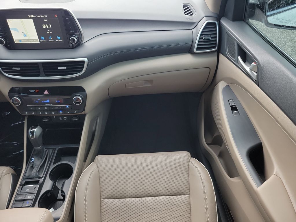 Thumbnail: 2020 Hyundai Tucson - 8