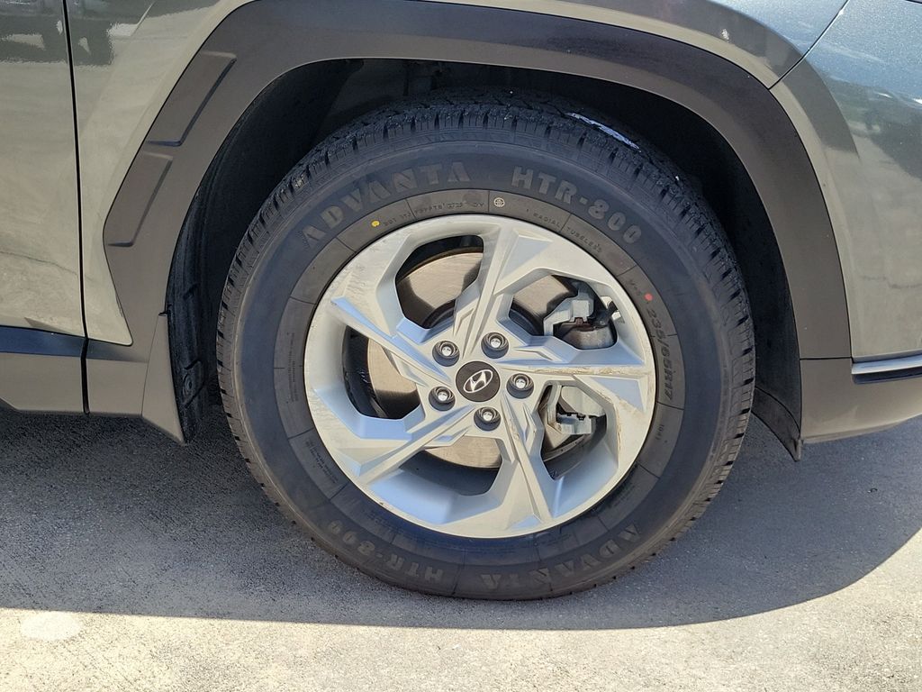 Thumbnail: 2022 Hyundai Tucson - 5