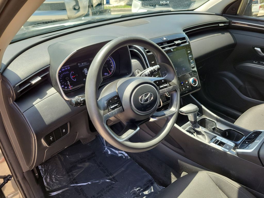 Thumbnail: 2022 Hyundai Tucson - 11