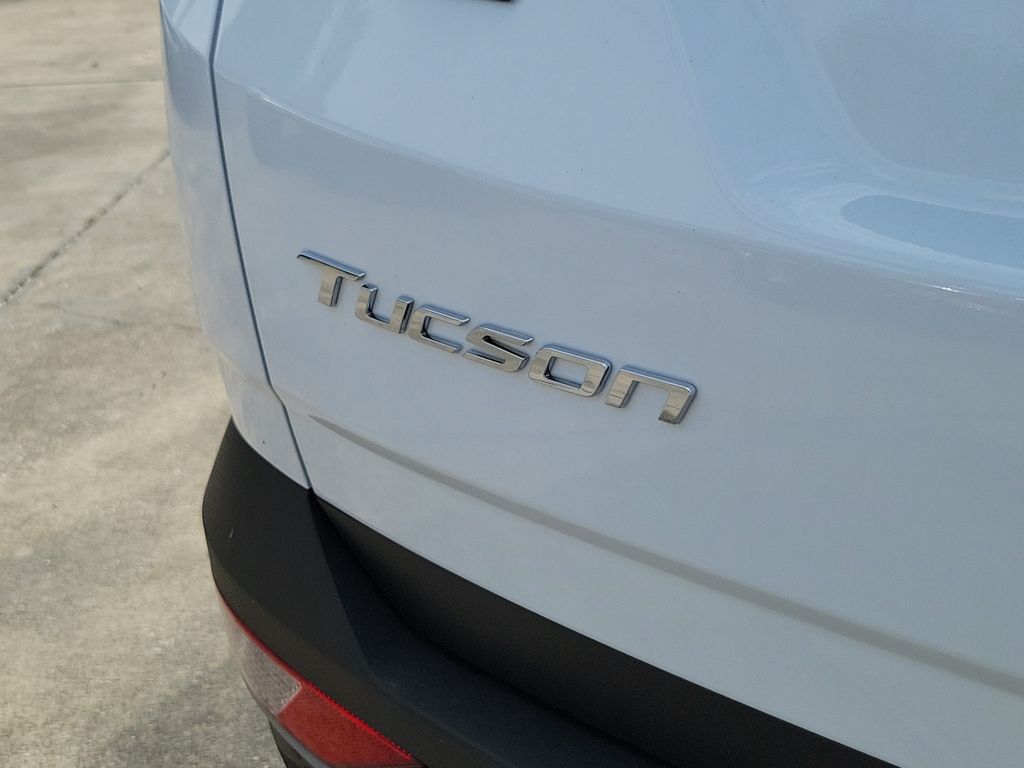 Thumbnail: 2023 Hyundai Tucson - 4