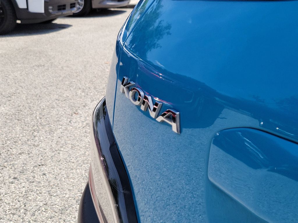 Thumbnail: 2022 Hyundai Kona - 4