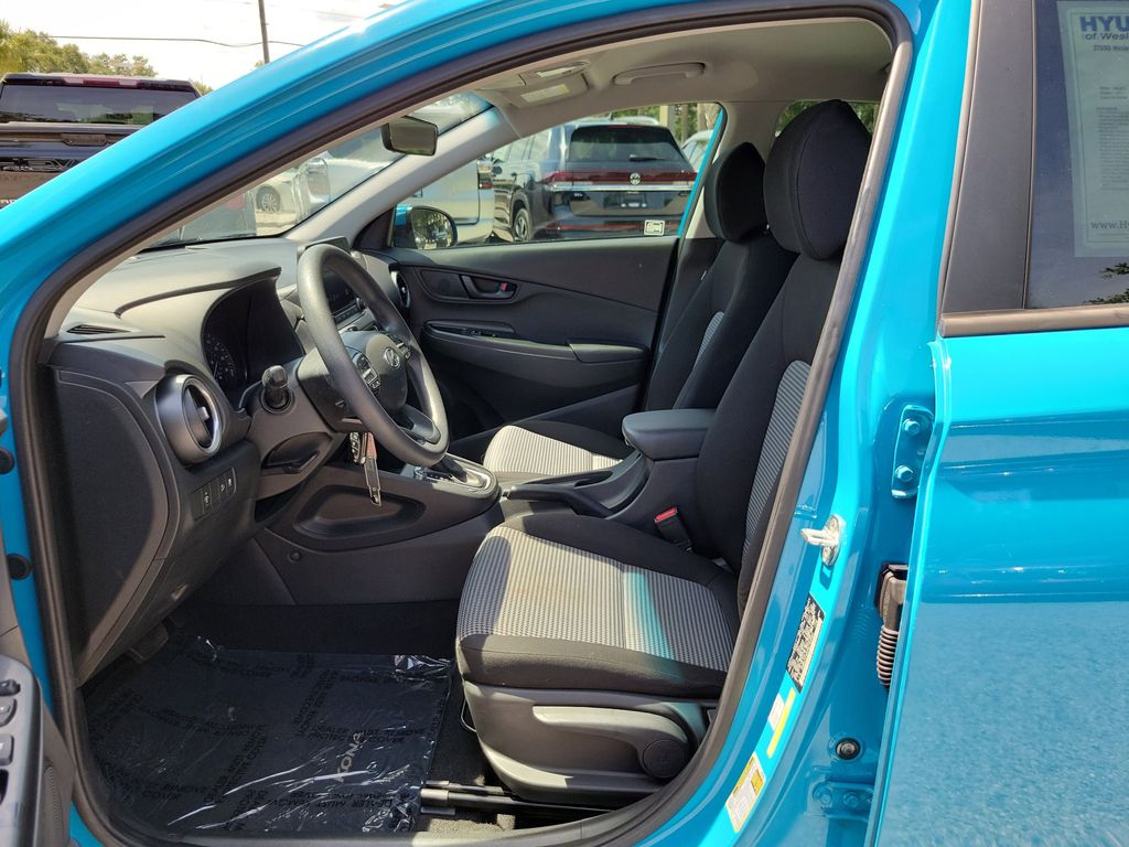 Thumbnail: 2022 Hyundai Kona - 8