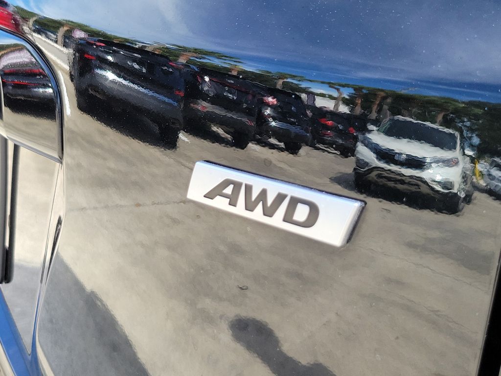 Thumbnail: 2021 Hyundai Kona - 4