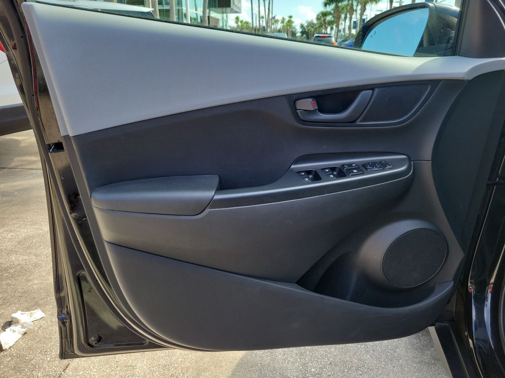 Thumbnail: 2021 Hyundai Kona - 21
