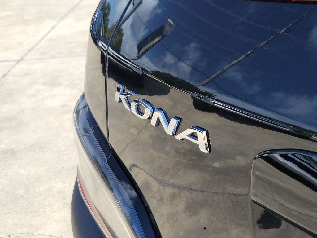 Thumbnail: 2023 Hyundai Kona - 4