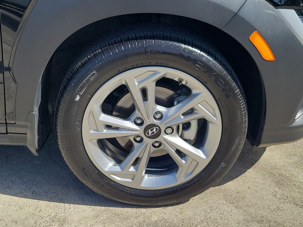 Thumbnail: 2023 Hyundai Kona - 5