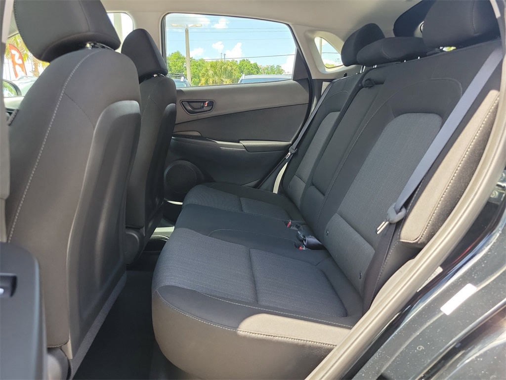 2023 Hyundai Kona SEL 7