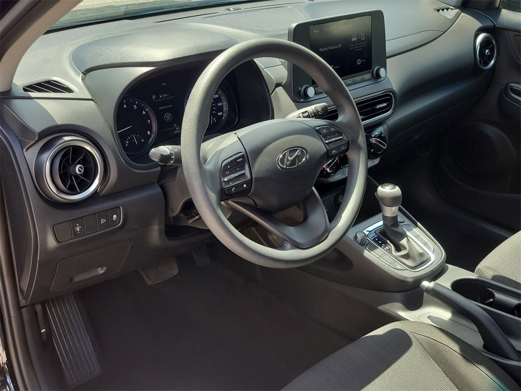 2023 Hyundai Kona SEL 19