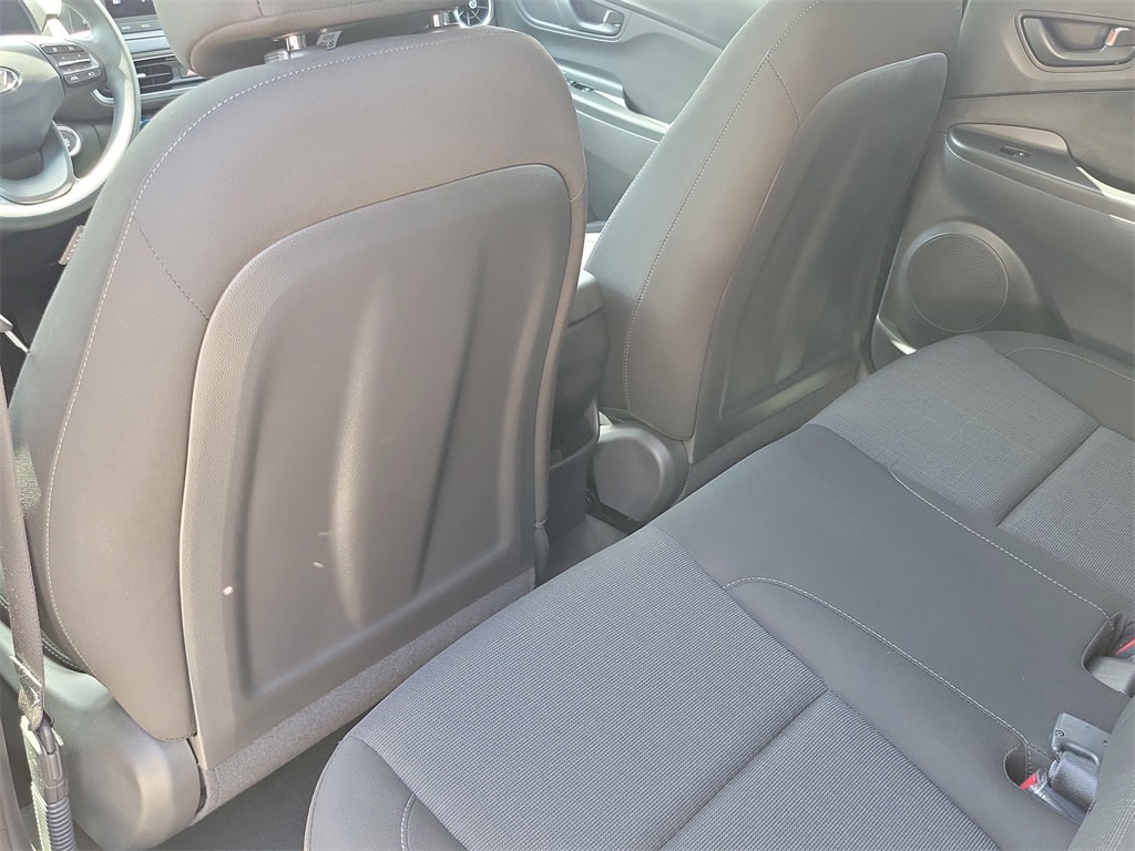 2023 Hyundai Kona SEL 18