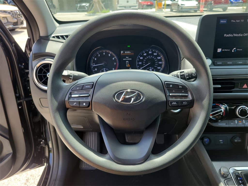 2023 Hyundai Kona SEL 24