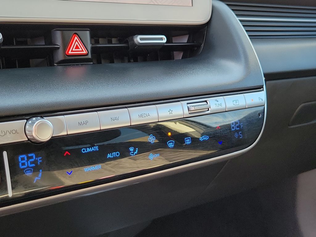 Thumbnail: 2024 Hyundai Ioniq 5 - 28