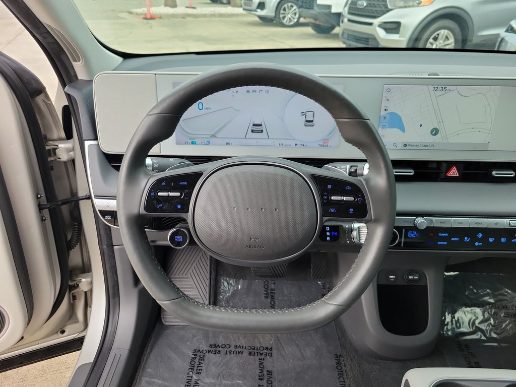 Thumbnail: 2023 Hyundai Ioniq 5 - 11