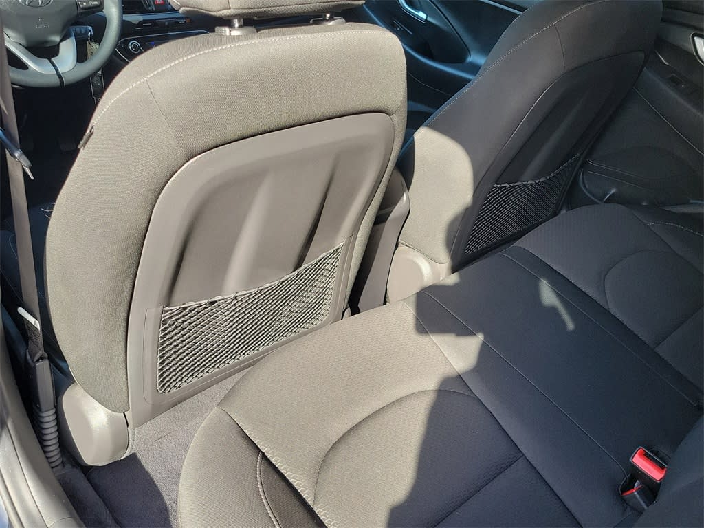 2019 Hyundai Elantra GT 6