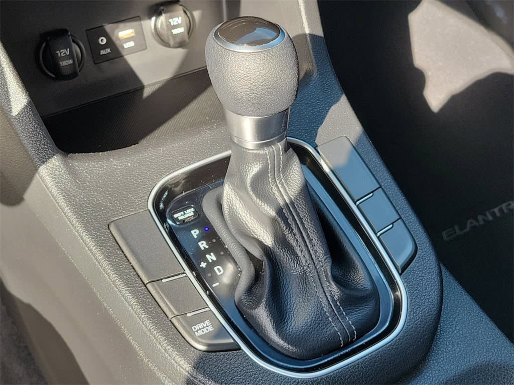 2019 Hyundai Elantra GT 12
