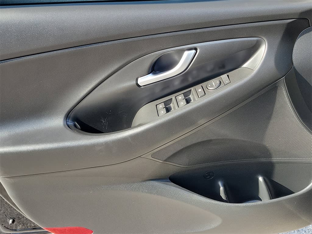 2019 Hyundai Elantra GT 20