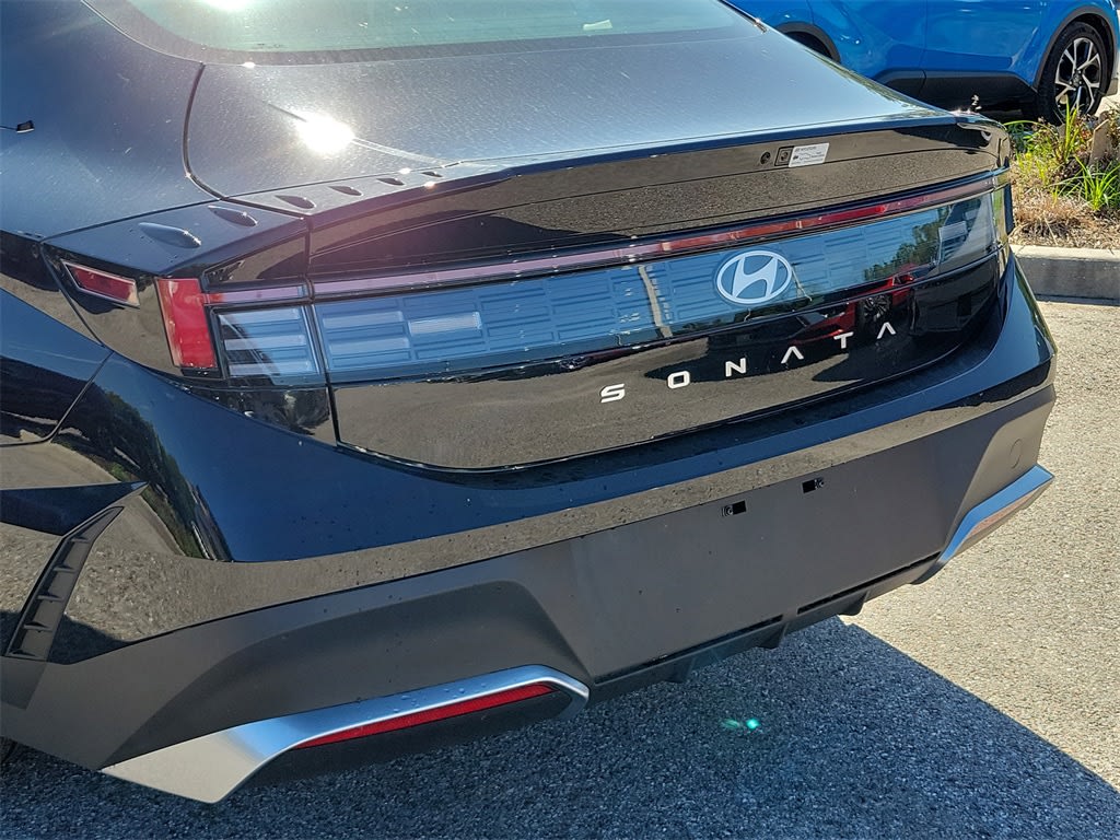 Thumbnail: 2025 Hyundai Sonata - 17