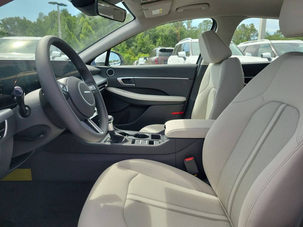 Thumbnail: 2026 Hyundai Sonata - 10