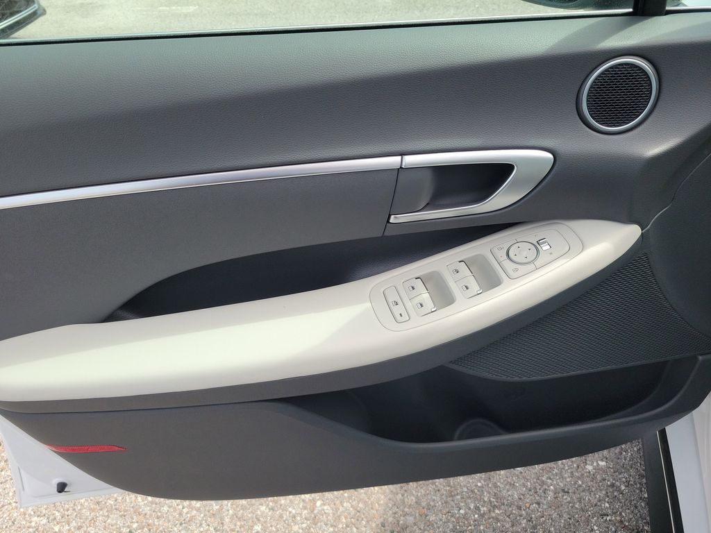 Thumbnail: 2026 Hyundai Sonata - 22