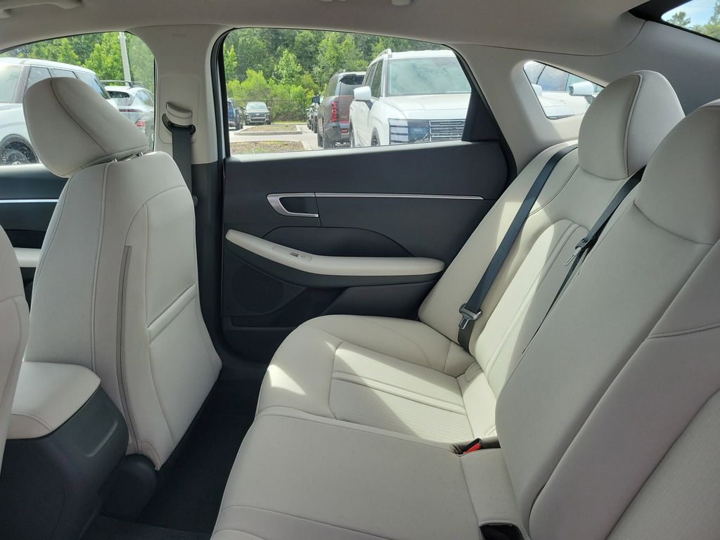 Thumbnail: 2026 Hyundai Sonata - 11