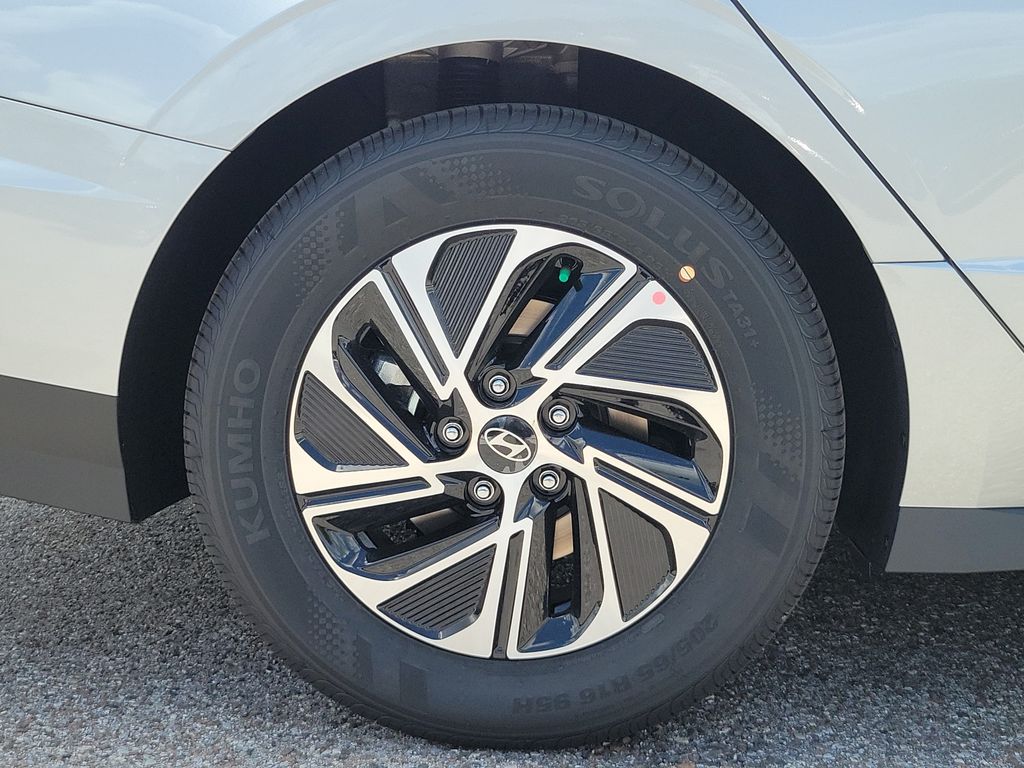 Thumbnail: 2026 Hyundai Sonata - 6