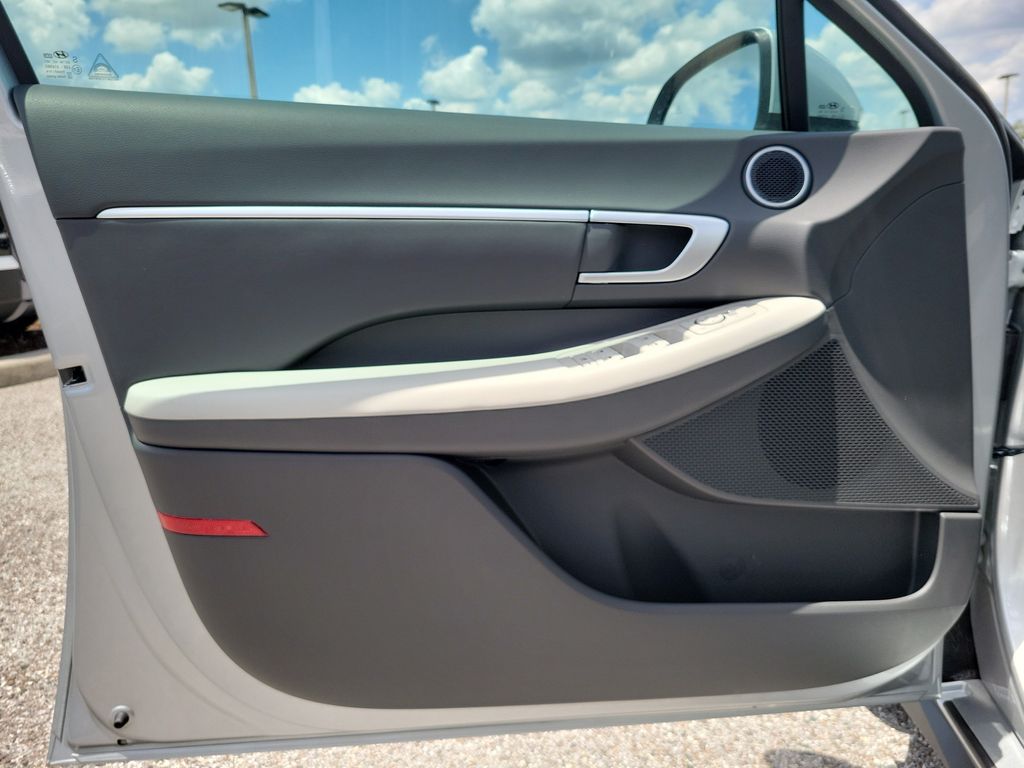 Thumbnail: 2026 Hyundai Sonata - 25