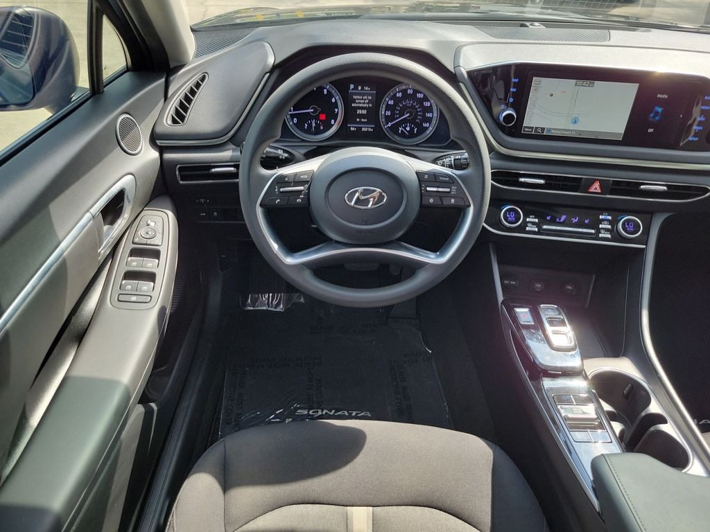 Thumbnail: 2023 Hyundai Sonata - 10