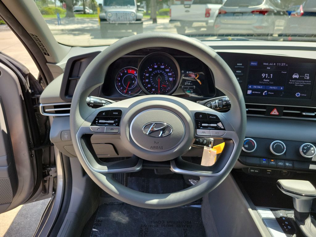 Thumbnail: 2023 Hyundai Elantra - 23