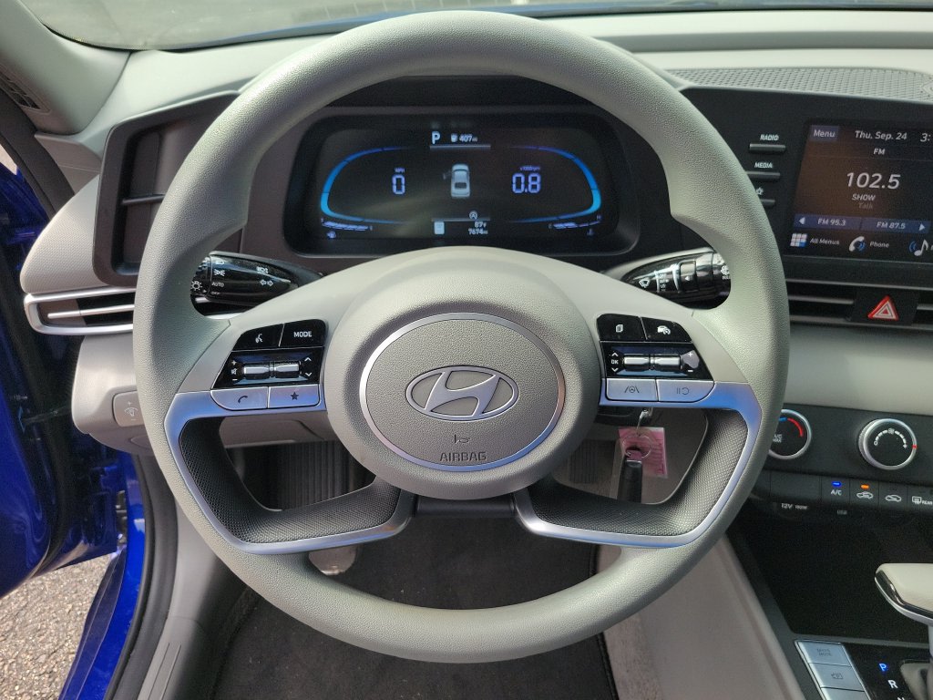Thumbnail: 2025 Hyundai Elantra - 12