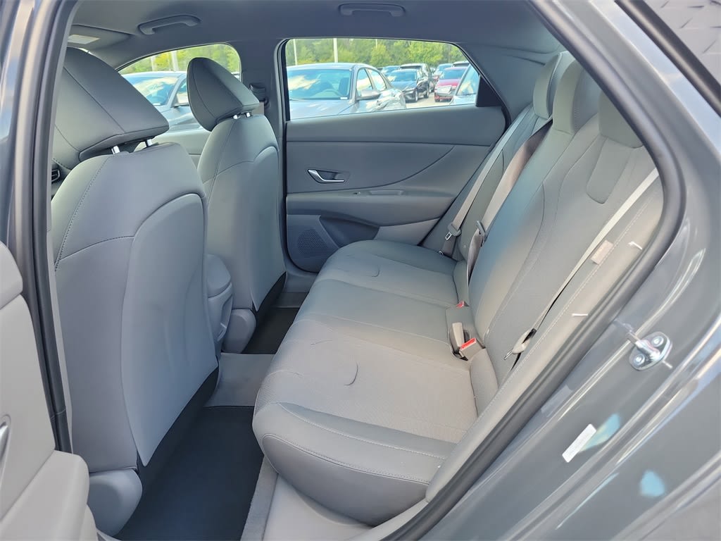 Thumbnail: 2025 Hyundai Elantra - 11