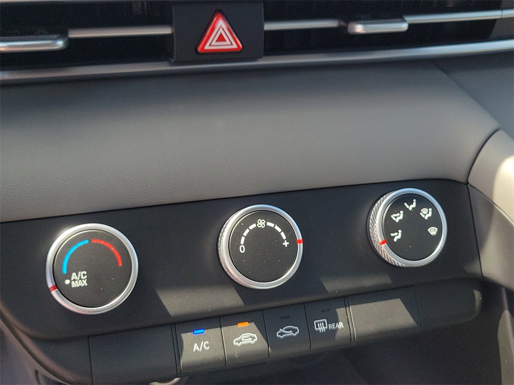 Thumbnail: 2025 Hyundai Elantra - 29