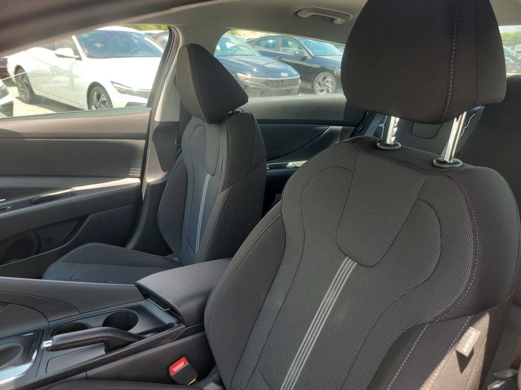 Thumbnail: 2026 Hyundai Elantra - 30