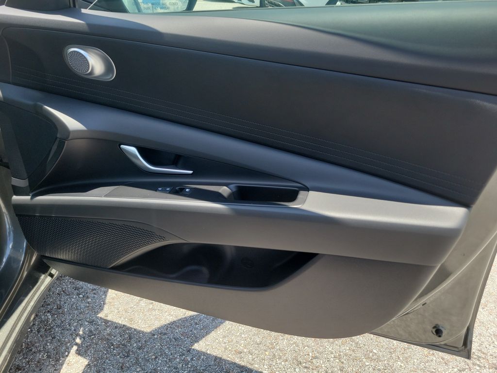 Thumbnail: 2026 Hyundai Elantra - 27