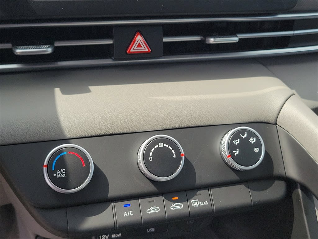 Thumbnail: 2025 Hyundai Elantra - 29