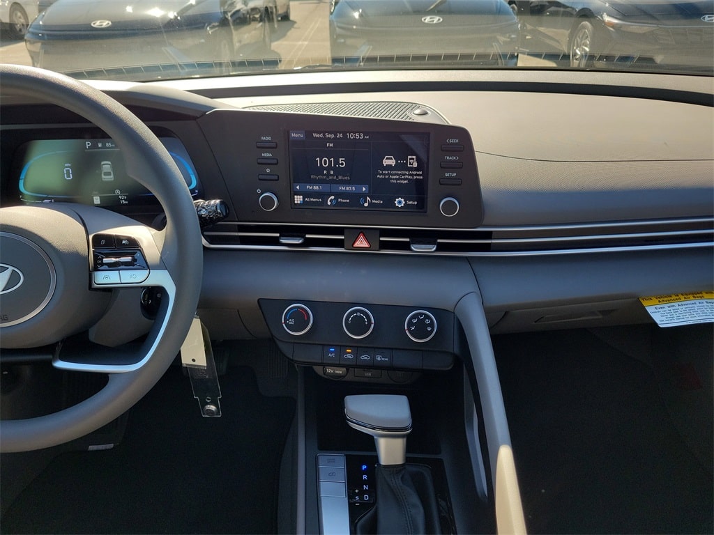 Thumbnail: 2025 Hyundai Elantra - 7