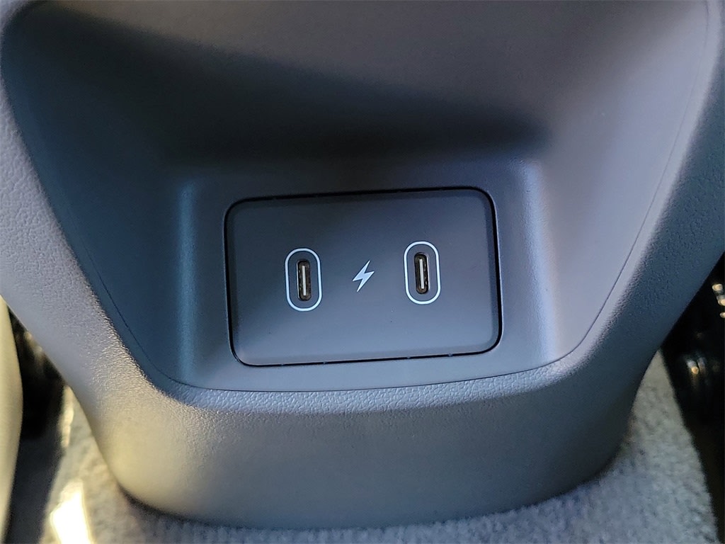 Thumbnail: 2025 Hyundai Elantra - 23