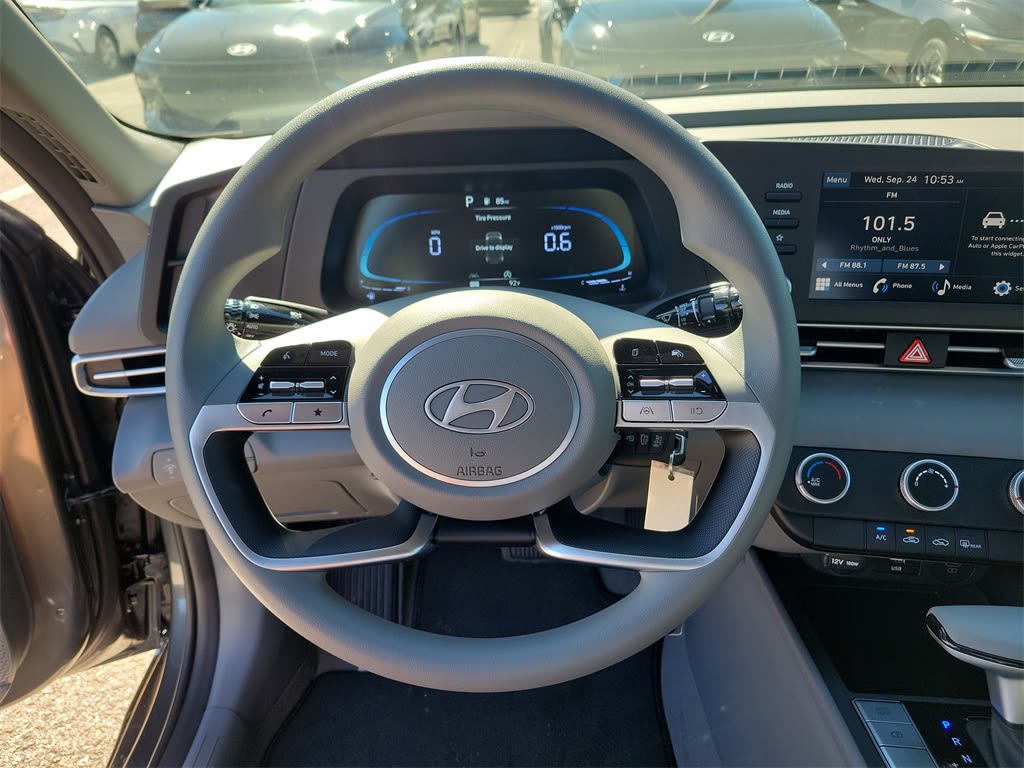 Thumbnail: 2025 Hyundai Elantra - 12