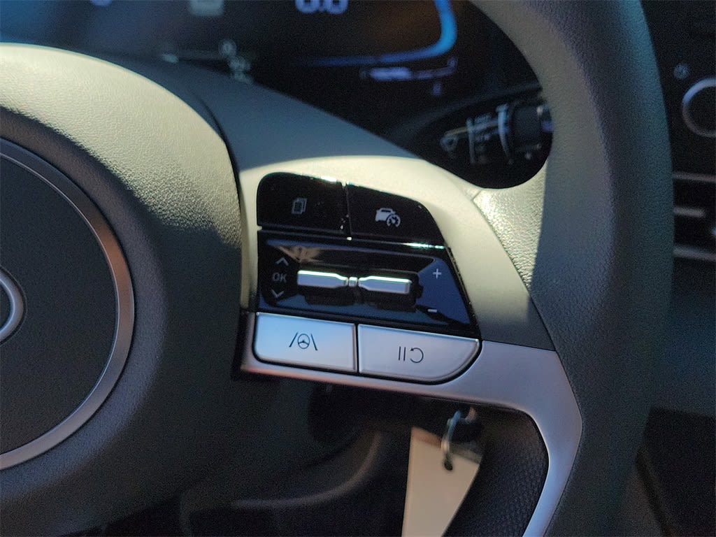 Thumbnail: 2025 Hyundai Elantra - 26