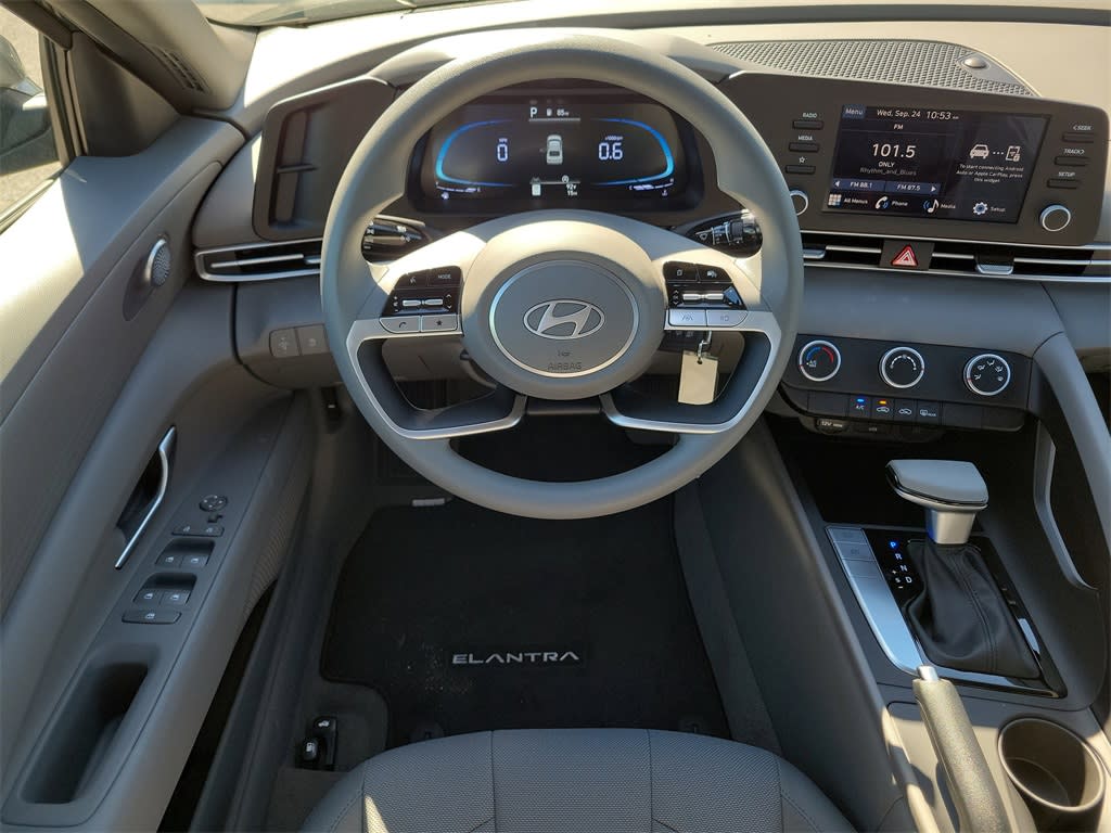 Thumbnail: 2025 Hyundai Elantra - 2