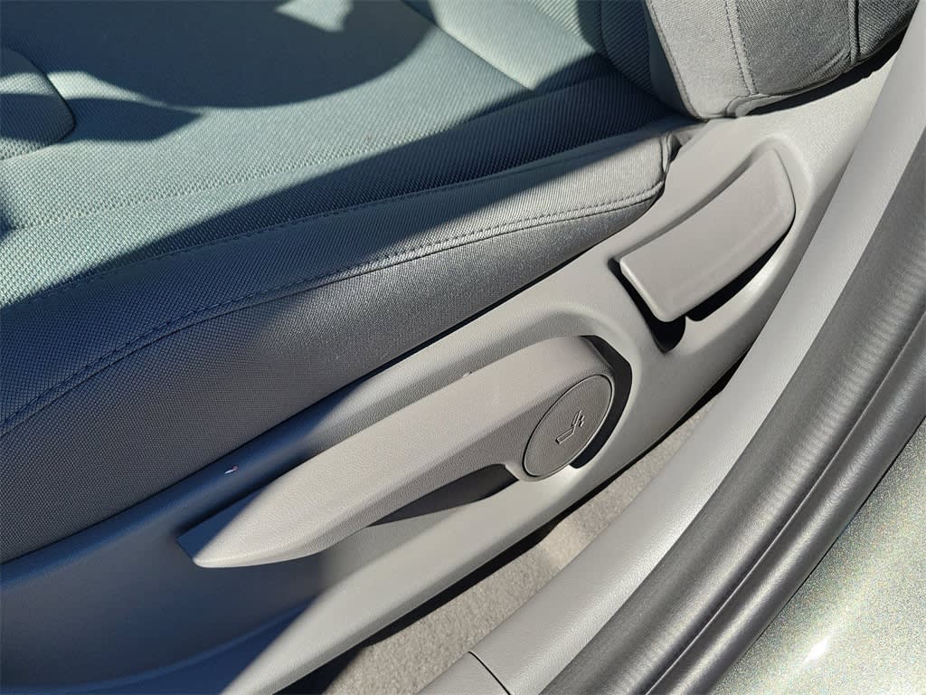 Thumbnail: 2025 Hyundai Elantra - 20