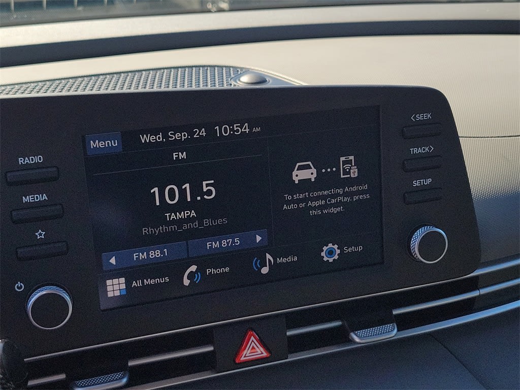 Thumbnail: 2025 Hyundai Elantra - 13