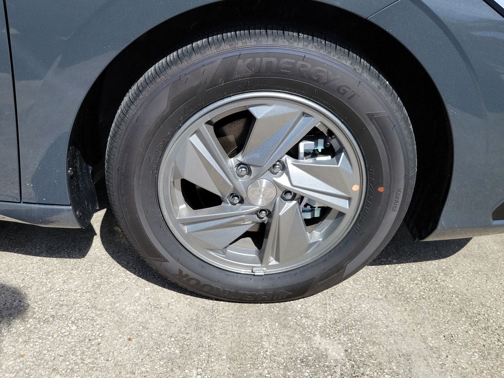 Thumbnail: 2026 Hyundai Elantra - 7