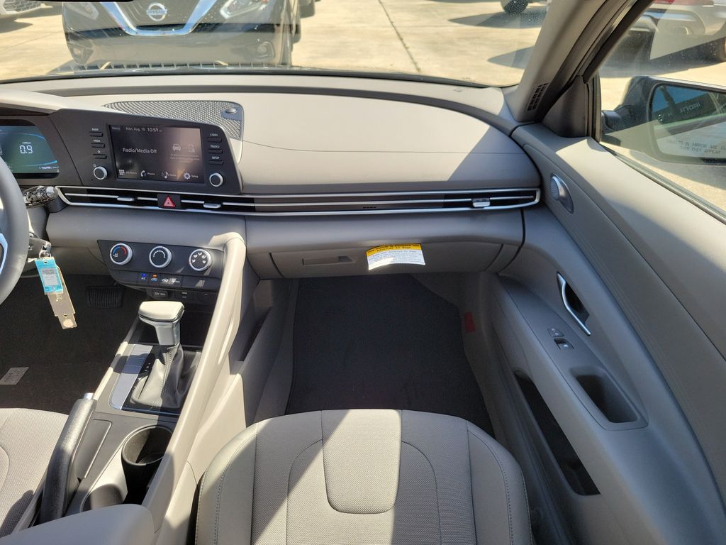 Thumbnail: 2026 Hyundai Elantra - 8