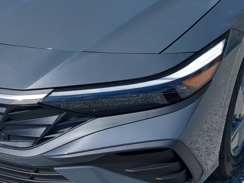 Thumbnail: 2026 Hyundai Elantra - 21