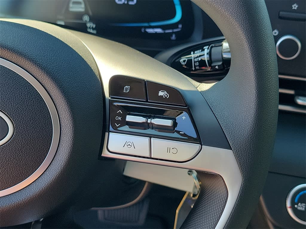 Thumbnail: 2025 Hyundai Elantra - 27