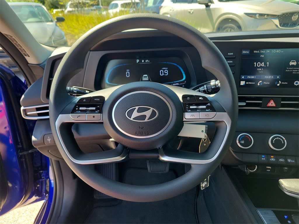 Thumbnail: 2025 Hyundai Elantra - 26