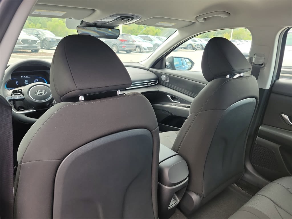 Thumbnail: 2025 Hyundai Elantra - 8