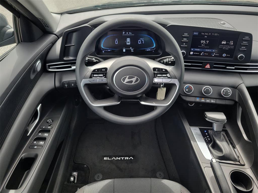 Thumbnail: 2025 Hyundai Elantra - 11