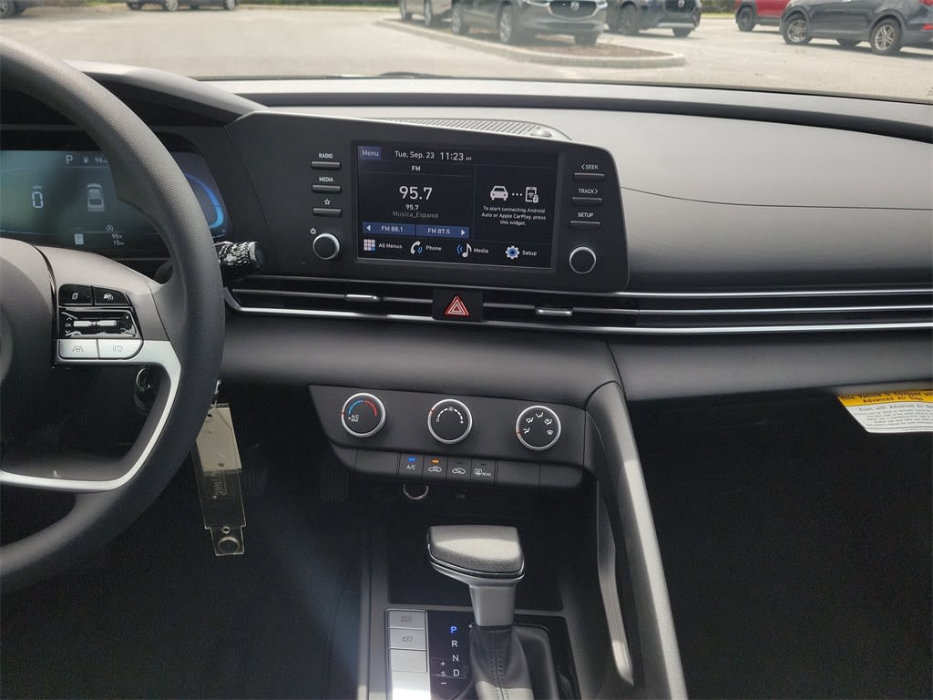 Thumbnail: 2025 Hyundai Elantra - 13