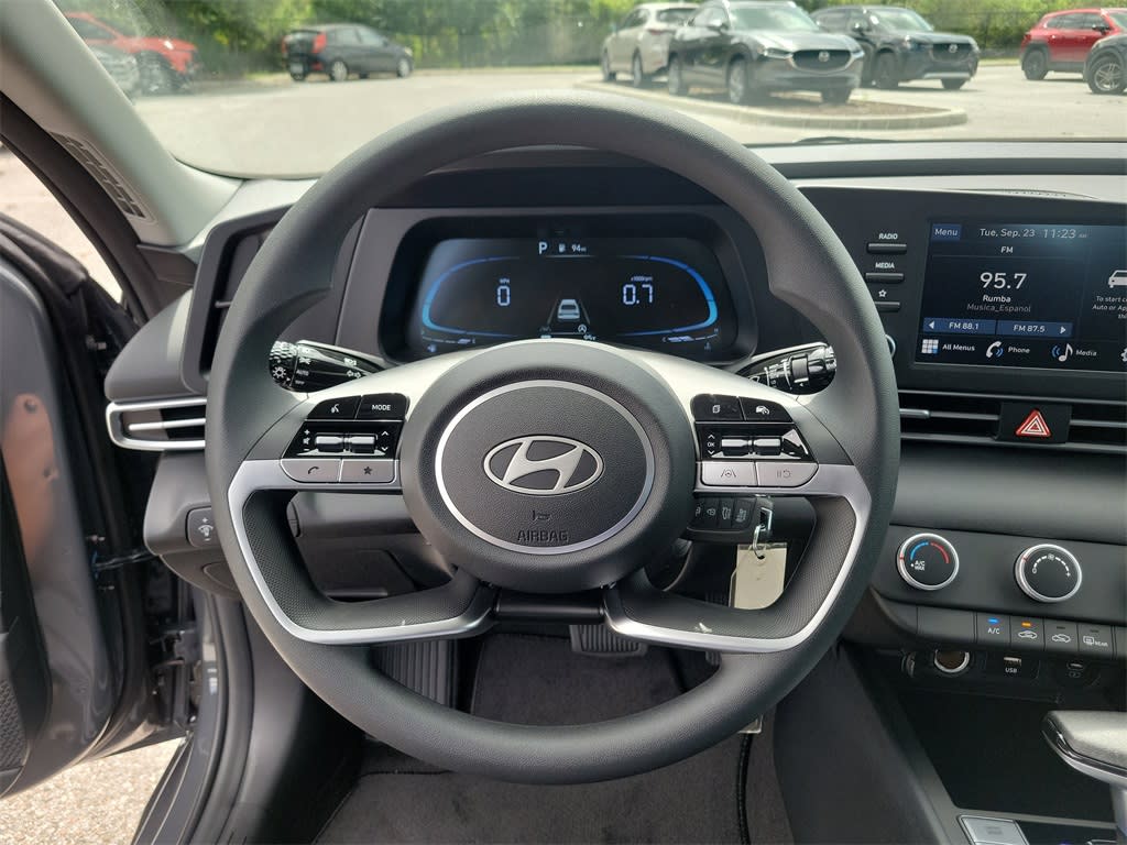 Thumbnail: 2025 Hyundai Elantra - 26