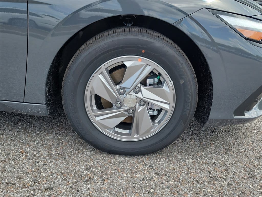 Thumbnail: 2025 Hyundai Elantra - 6